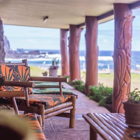 Cabanas & Hostal Tojika ハンガ・ロア エクステリア 写真