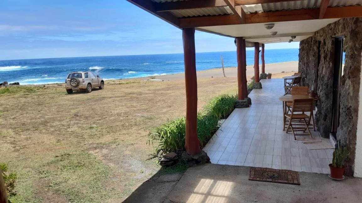 Cabanas & Hostal Tojika ハンガ・ロア エクステリア 写真