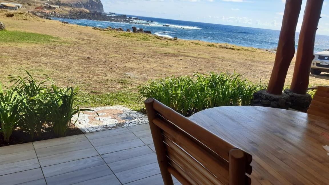 Cabanas & Hostal Tojika ハンガ・ロア エクステリア 写真