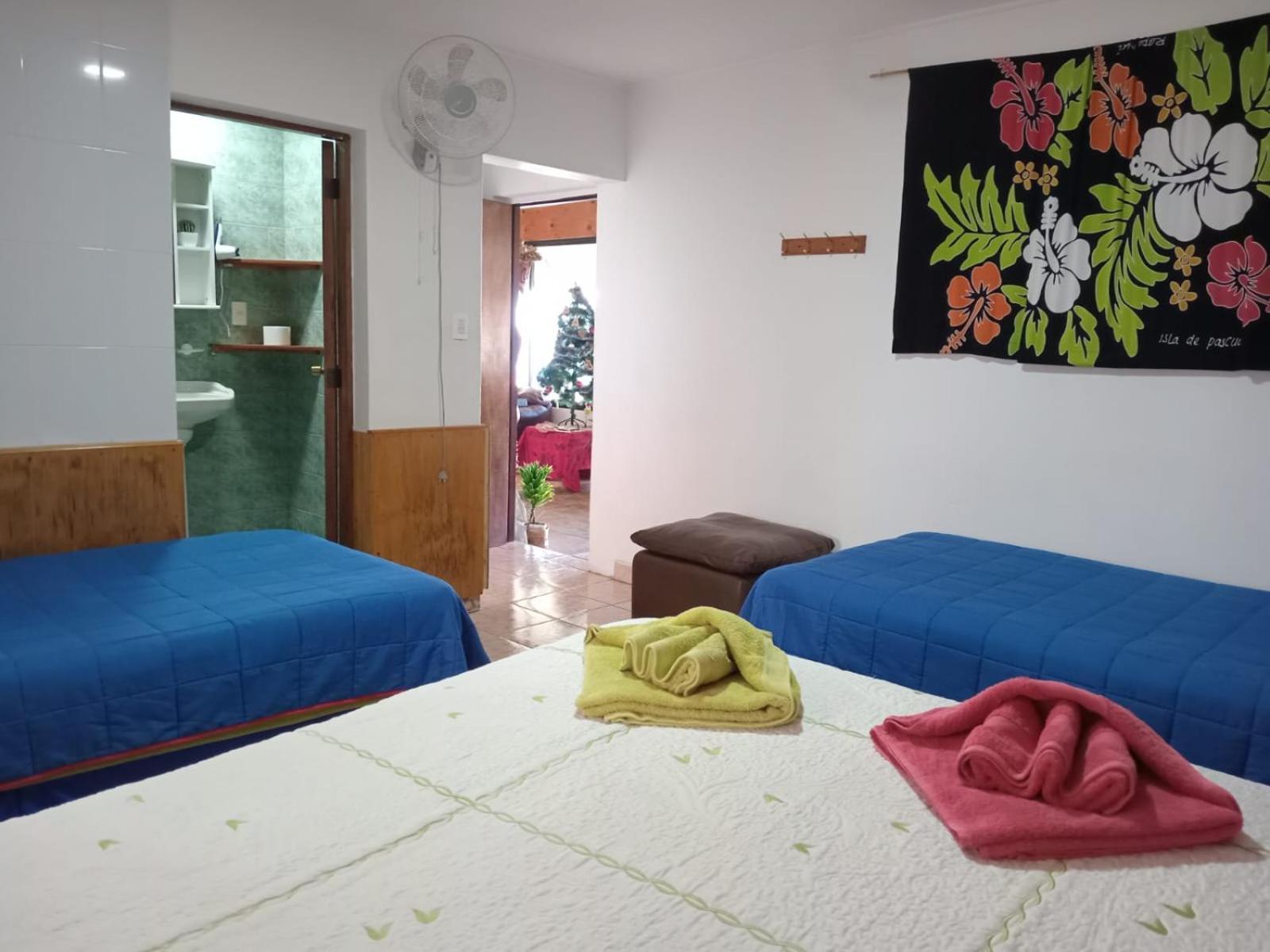 Cabanas & Hostal Tojika ハンガ・ロア エクステリア 写真