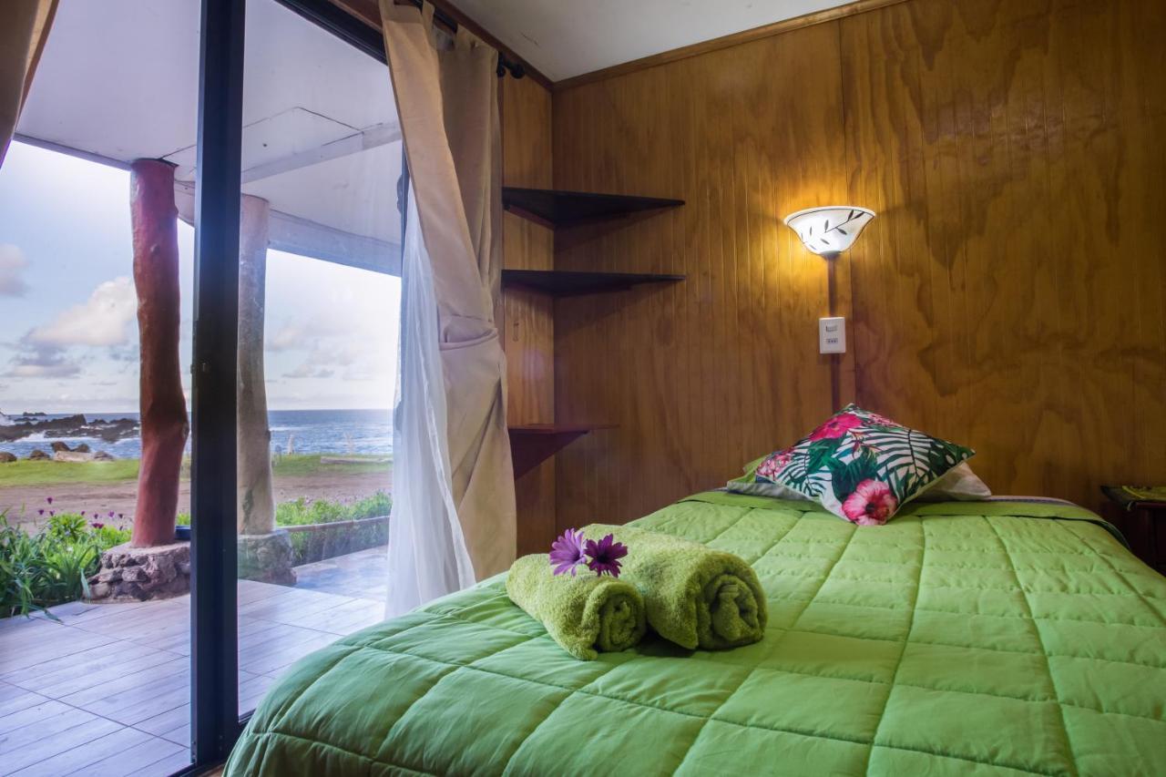 Cabanas & Hostal Tojika ハンガ・ロア エクステリア 写真